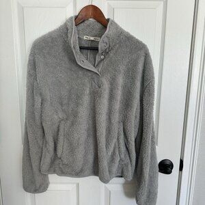 Wallflower Fluffy Fleece Sherpa Pullover Sweater Kangaroo Pocket Gray Size XL